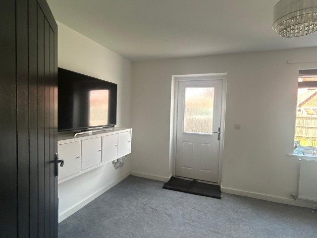 107 Tanners Meadow, Brockham, Surrey
